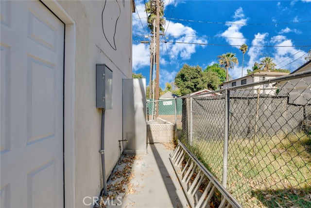 Detail Gallery Image 17 of 18 For 3958 Cedar St, Riverside,  CA 92501 - 2 Beds | 1 Baths