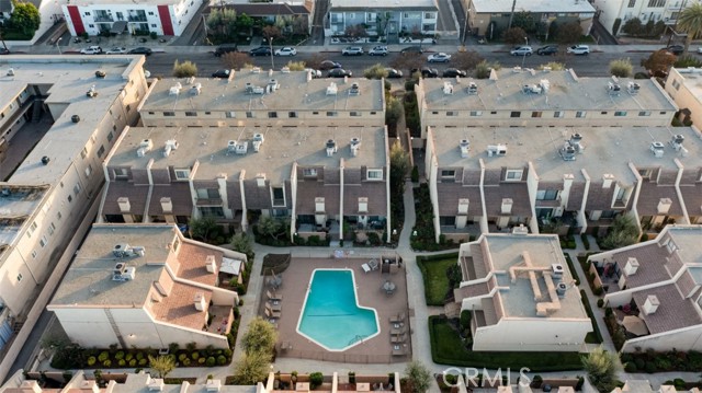 Detail Gallery Image 38 of 41 For 18423 Collins St a,  Tarzana,  CA 91356 - 2 Beds | 1/1 Baths