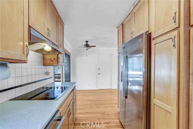 1800 Sunset Drive, Vista CA: https://media.crmls.org/medias/9169334b-10ef-47b2-9517-5466943bc6f5.jpg