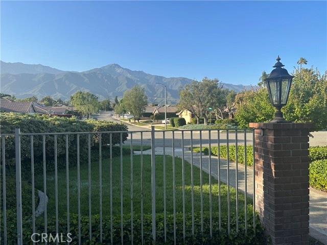 Detail Gallery Image 9 of 9 For 9545 Alta Loma Dr, Rancho Cucamonga,  CA 91737 - 5 Beds | 2/1 Baths
