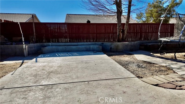 11807 Lupin Road, Adelanto CA: https://media.crmls.org/medias/916a28f1-299d-44a9-ab9f-d497105940dc.jpg