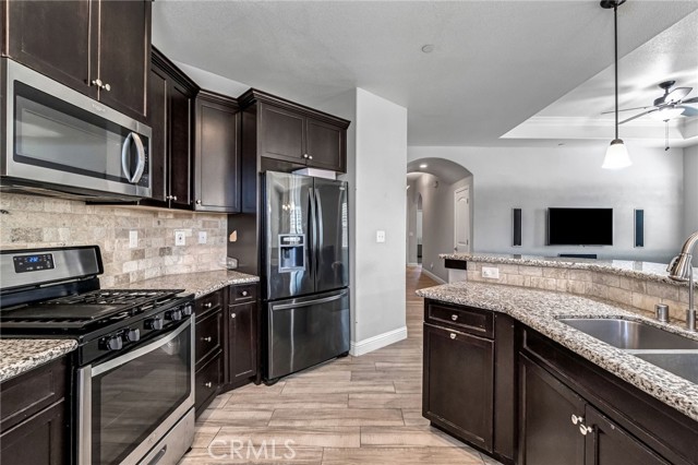 Detail Gallery Image 16 of 40 For 294 Double Tree Ct, Madera,  CA 93637 - 3 Beds | 2 Baths