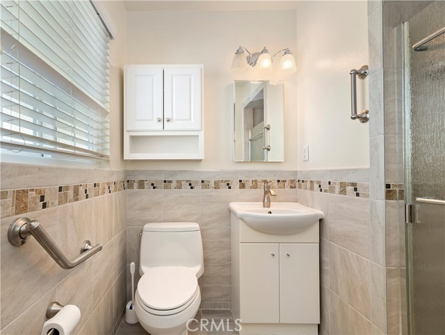 1825 Leola Street, Lomita CA: https://media.crmls.org/medias/916abccc-2e7d-4ad2-b5ee-10e6e2684765.jpg