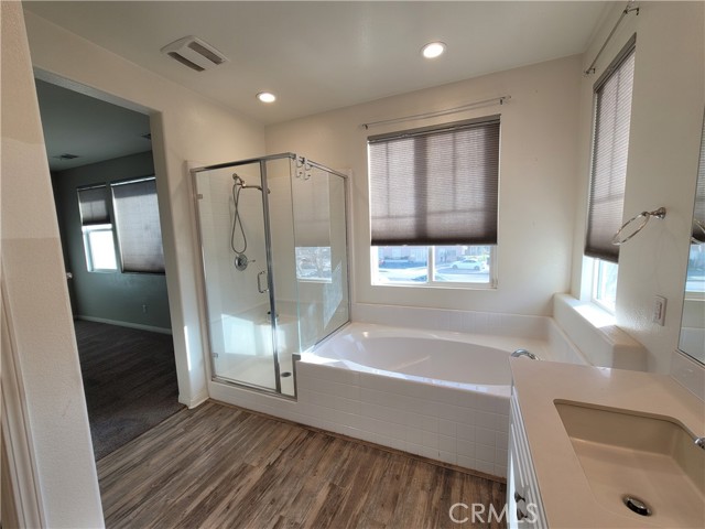 Detail Gallery Image 10 of 21 For 28439 Sunflower St, Highland,  CA 92346 - 3 Beds | 2/1 Baths