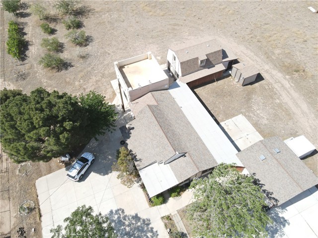 9582 Buttemere Road, Phelan CA: https://media.crmls.org/medias/916cd8dd-3dc7-4394-a167-c13ac6e5652f.jpg