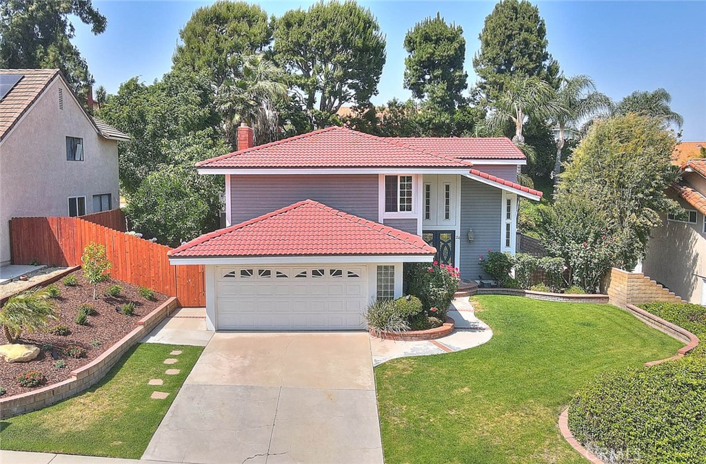 24 Edgebrook Drive