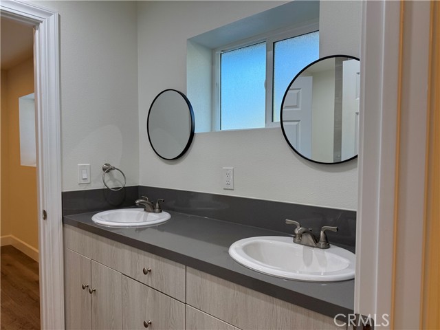 Detail Gallery Image 10 of 14 For 1191 N 1st, Upland,  CA 91786 - 4 Beds | 3 Baths