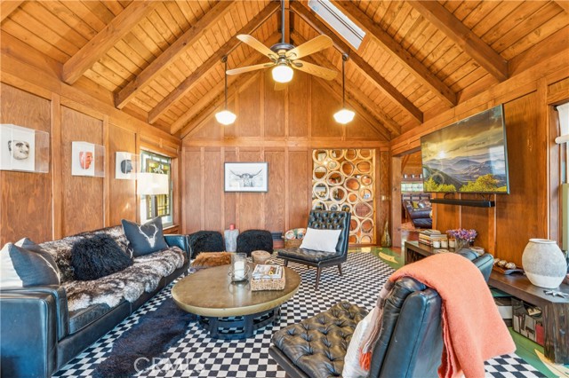 Detail Gallery Image 24 of 69 For 840 Coyote Walk, Lake Arrowhead,  CA 92352 - 4 Beds | 3 Baths