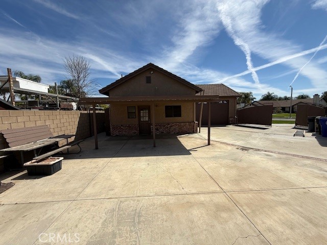 19534 Kiningham Drive, Bloomington CA: https://media.crmls.org/medias/916f1680-9c20-4638-be2c-b026d45df2bb.jpg