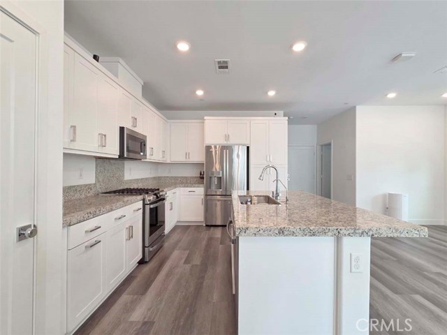 Detail Gallery Image 3 of 24 For 12060 Turnleaf Ave, Whittier,  CA 90602 - 4 Beds | 3 Baths