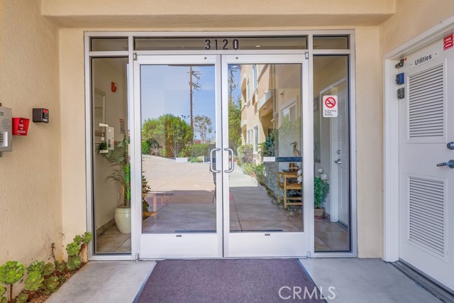 3120 Sepulveda Boulevard, Torrance CA: https://media.crmls.org/medias/91746736-7304-4a1c-aa01-ecf0bccf997c.jpg