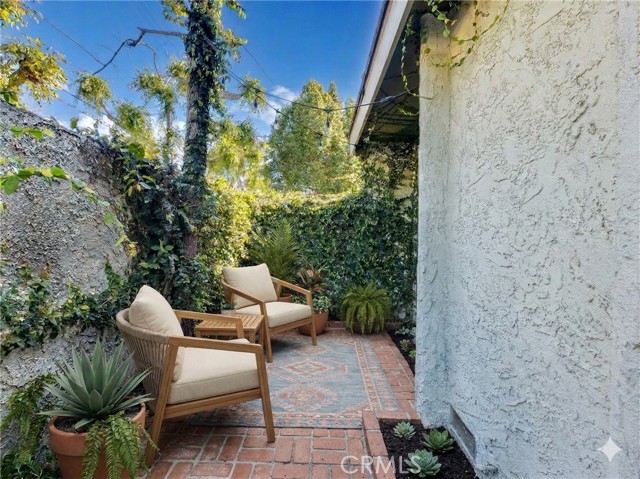 Detail Gallery Image 17 of 27 For 11806 Moorpark #C,  Studio City,  CA 91604 - 4 Beds | 3 Baths