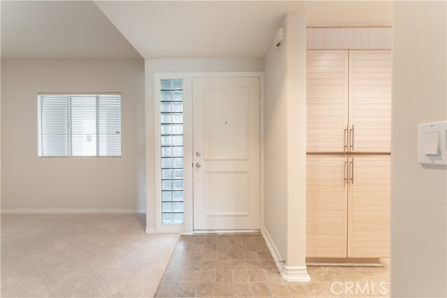 2253 Martin, Irvine CA: https://media.crmls.org/medias/9174ef33-85a7-4d94-9060-630d6f4f92ef.jpg