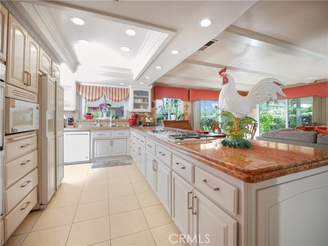 Detail Gallery Image 11 of 43 For 5338 Falling Tree Ln, Rancho Cucamonga,  CA 91737 - 3 Beds | 2 Baths