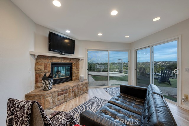 Detail Gallery Image 14 of 61 For 2702 S George, Diamond Bar,  CA 91789 - 3 Beds | 2/1 Baths