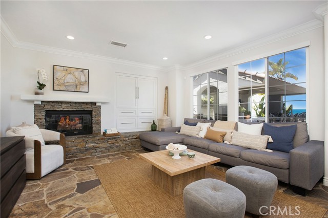 33 Renata, Newport Coast CA: https://media.crmls.org/medias/9175ef6a-6d2a-46d2-b02c-f8b361a71d37.jpg