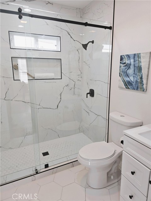 Detail Gallery Image 4 of 23 For 7040 3rd Ave, Los Angeles,  CA 90043 - – Beds | – Baths