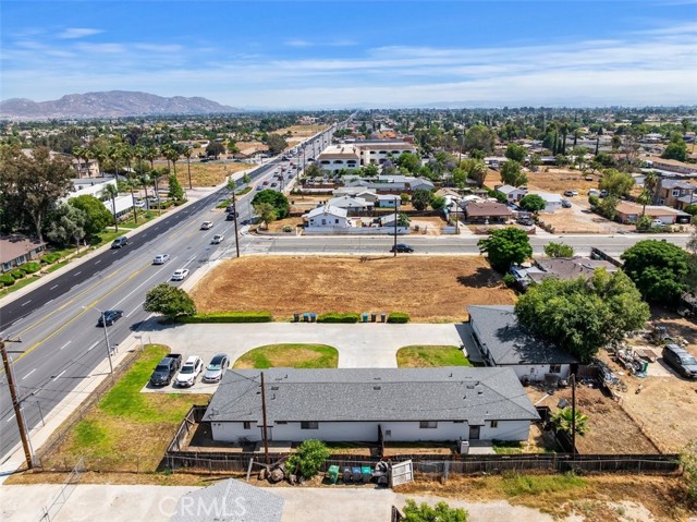12777 Perris Boulevard, Moreno Valley CA: https://media.crmls.org/medias/917717e2-361a-466a-855e-22b7f198b79a.jpg