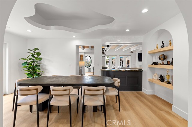 22224 Reynolds Drive, Torrance CA: https://media.crmls.org/medias/917824bf-61fc-4ff0-8520-b0f0f2dfd5e0.jpg