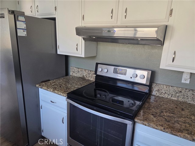 Detail Gallery Image 5 of 34 For 1107 W Memory Ln 6c,  Santa Ana,  CA 92706 - 2 Beds | 1/1 Baths