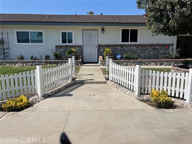 Detail Gallery Image 2 of 27 For 1855 Kearney Ave, Simi Valley,  CA 93065 - 4 Beds | 2 Baths
