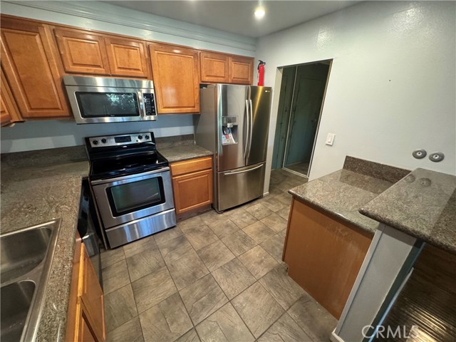 Detail Gallery Image 29 of 57 For 101 Scholz Plz #123,  Newport Beach,  CA 92663 - 1 Beds | 1 Baths