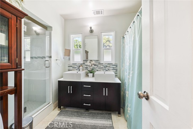 6026 N Del Loma Avenue, San Gabriel CA: https://media.crmls.org/medias/917a14ef-e1f6-43ed-b9bb-62d6778126d1.jpg