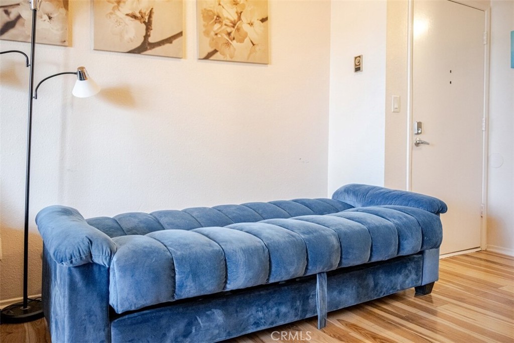 1621 Hotel Circle - photo 9