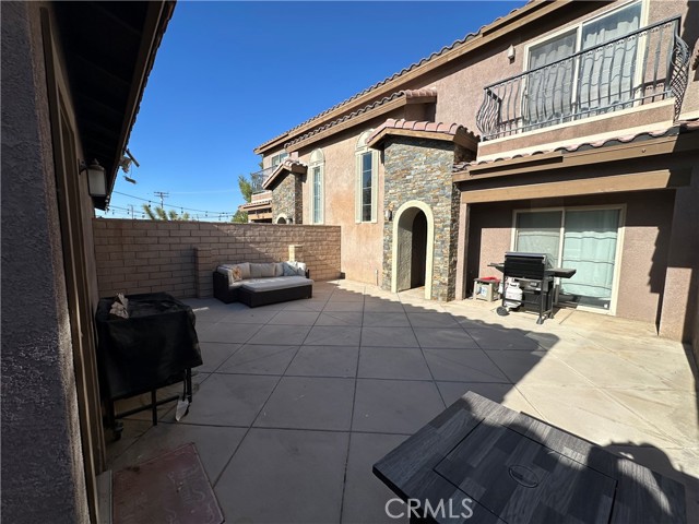 Detail Gallery Image 5 of 63 For 14193 Jicarilla Rd #302,  Apple Valley,  CA 92307 - 3 Beds | 2/1 Baths