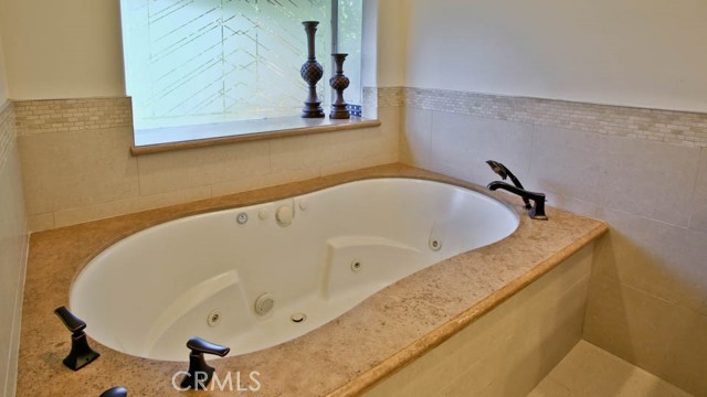 Detail Gallery Image 44 of 61 For 4461 Stern Ave, Sherman Oaks,  CA 91423 - 5 Beds | 4/1 Baths