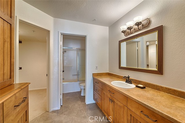 Detail Gallery Image 27 of 49 For 215 S Cross Creek Rd #E,  Orange,  CA 92869 - 1 Beds | 1 Baths