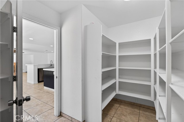 Detail Gallery Image 15 of 45 For 28504 Old Coach Ct Ct, Saugus,  CA 91390 - 5 Beds | 3 Baths