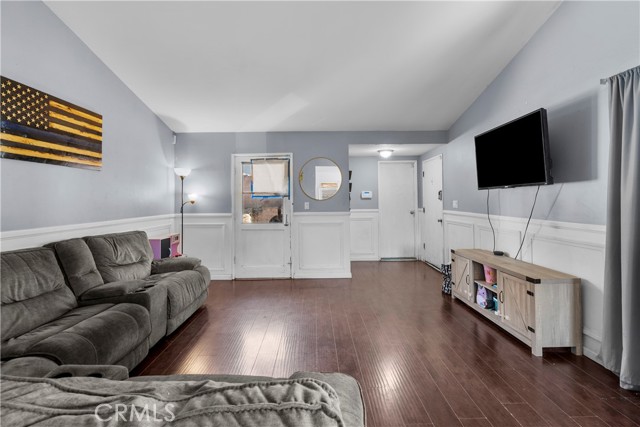 13240 Fenton Avenue photo 6