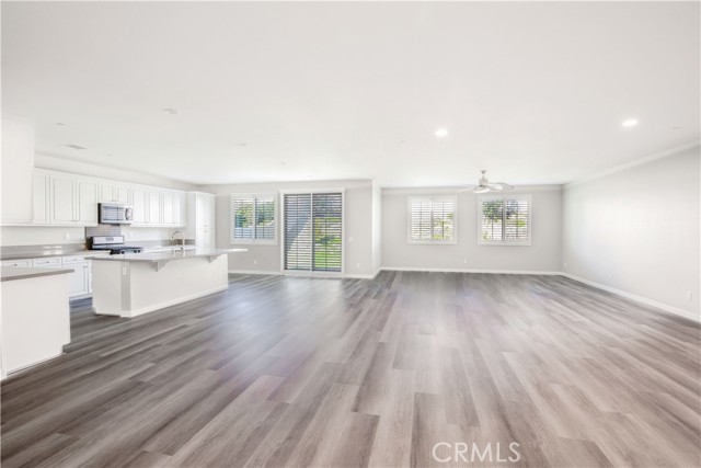 Detail Gallery Image 16 of 56 For 34899 Windwood Glen Ln, Murrieta,  CA 92563 - 4 Beds | 2/1 Baths