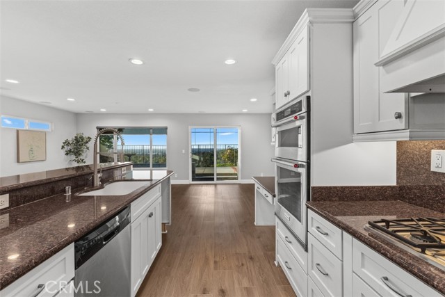 Detail Gallery Image 5 of 35 For 21401 Stonehaven, Lake Forest,  CA 92630 - 4 Beds | 2/1 Baths