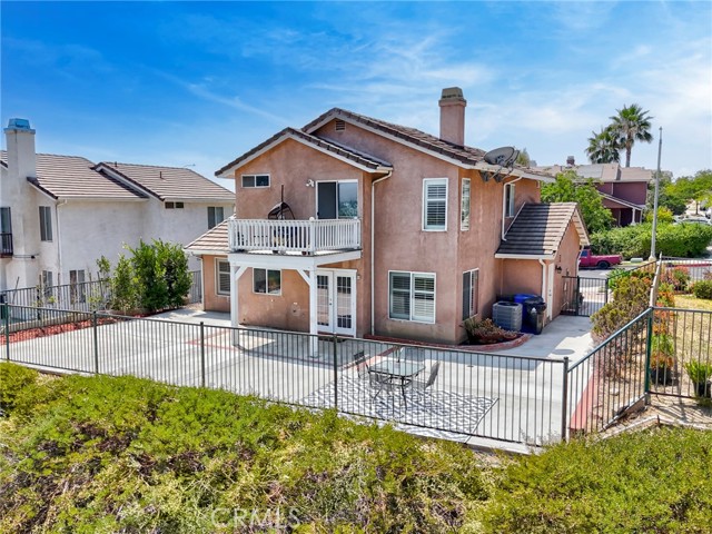 11930 Edgecliff Avenue, Sylmar CA: https://media.crmls.org/medias/917d1424-fc99-49fb-b115-16e81876f42b.jpg