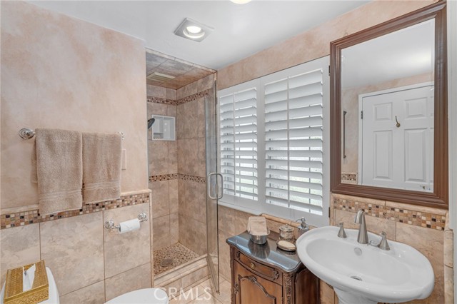 Detail Gallery Image 9 of 15 For 19222 Itasca St, Northridge,  CA 91324 - 3 Beds | 2 Baths
