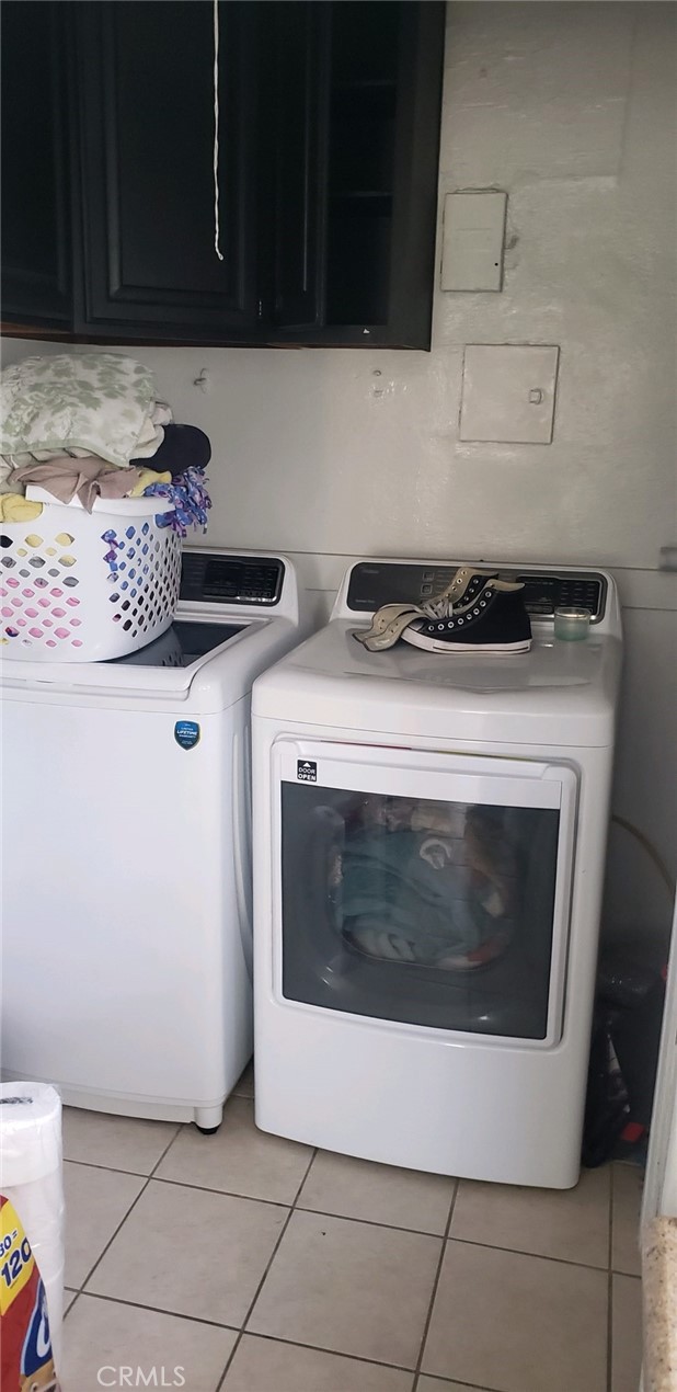 https://media.crmls.org/medias/917d3c82-7cb2-4ead-b08e-d166cd1356c9.jpg?preset=X-Large