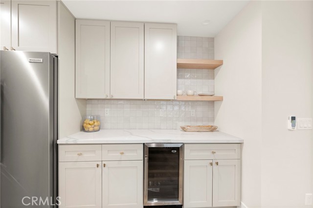 Detail Gallery Image 12 of 52 For 3675 Paul Jones Ave, San Diego,  CA 92117 - 4 Beds | 3/1 Baths