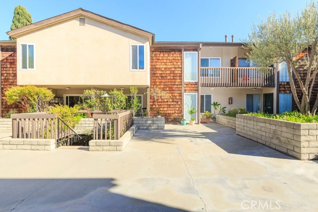Access to Subterranean Parking