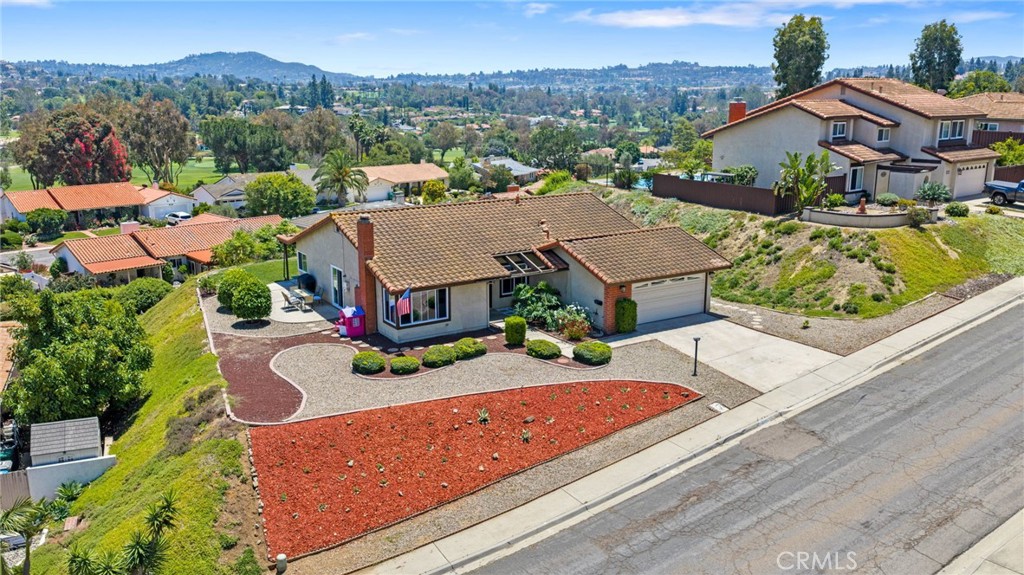 12271 Fernando Court - photo 5