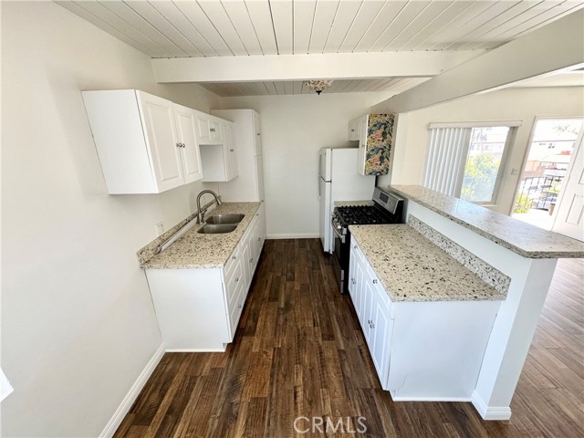 Detail Gallery Image 5 of 9 For 129 W Canada #5,  San Clemente,  CA 92672 - 1 Beds | 1 Baths