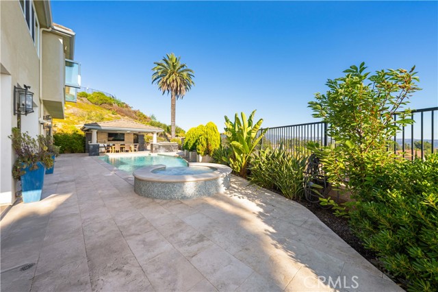 Detail Gallery Image 43 of 66 For 4090 Naples Ct, Yorba Linda,  CA 92886 - 6 Beds | 6/1 Baths