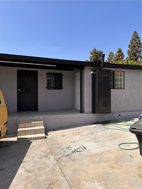 Detail Gallery Image 1 of 1 For 4910 Gratian St, Los Angeles,  CA 90022 - 2 Beds | 2 Baths