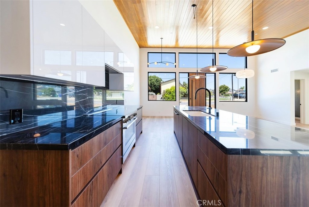 1211 Kelly - photo 15