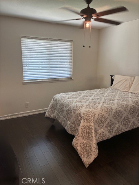 1328 Sunrise Circle South, Upland CA: https://media.crmls.org/medias/91807fb1-fa2a-4f7c-8da3-c8a1eb659d7e.jpg