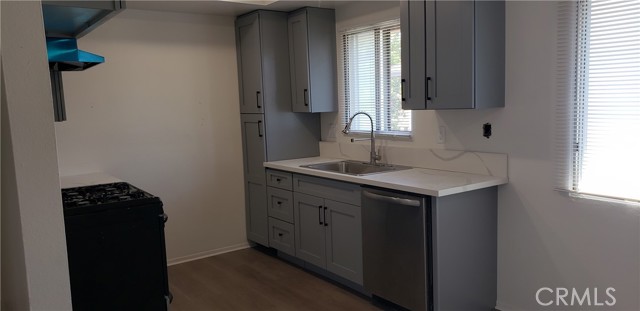 1725 Fairfield Court, Ontario CA: https://media.crmls.org/medias/918081c0-30dc-4c0b-8f40-2d56e590fe1a.jpg