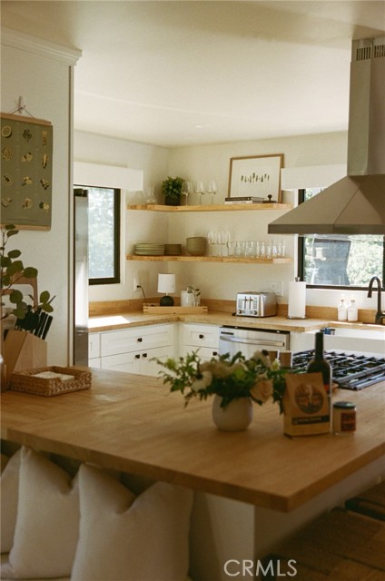 Detail Gallery Image 17 of 58 For 481 Heliotrope Dr, Lake Arrowhead,  CA 92352 - 3 Beds | 2/1 Baths