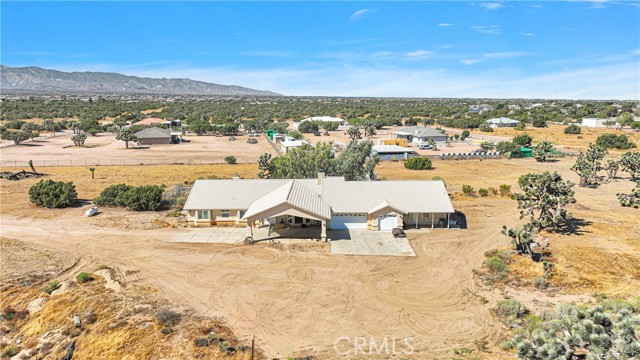 Detail Gallery Image 1 of 23 For 11458 Cedar St, Oak Hills,  CA 92344 - 4 Beds | 2/1 Baths