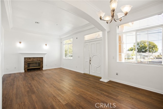 Detail Gallery Image 3 of 33 For 215 S 5th a,  Arcadia,  CA 91006 - 3 Beds | 2/1 Baths